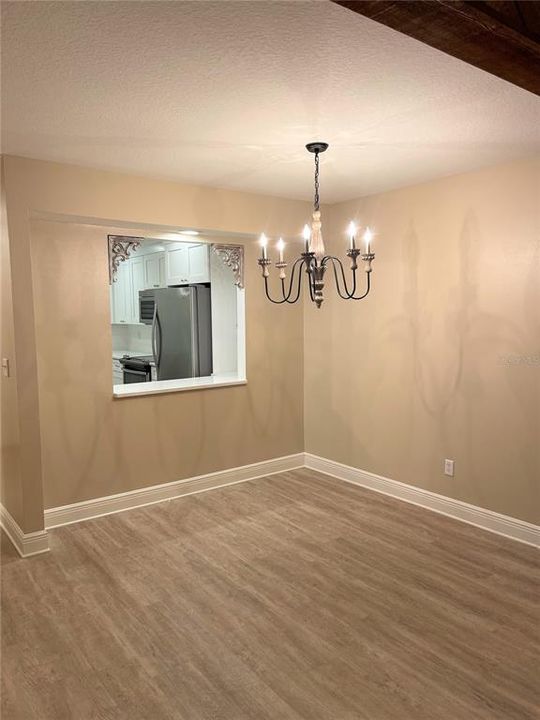 В аренду: $2,295 (2 спален, 2 ванн, 1325 Квадратных фут)
