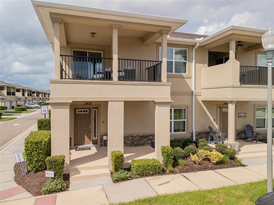 For Sale: $425,000 (4 beds, 3 baths, 2402 Square Feet)