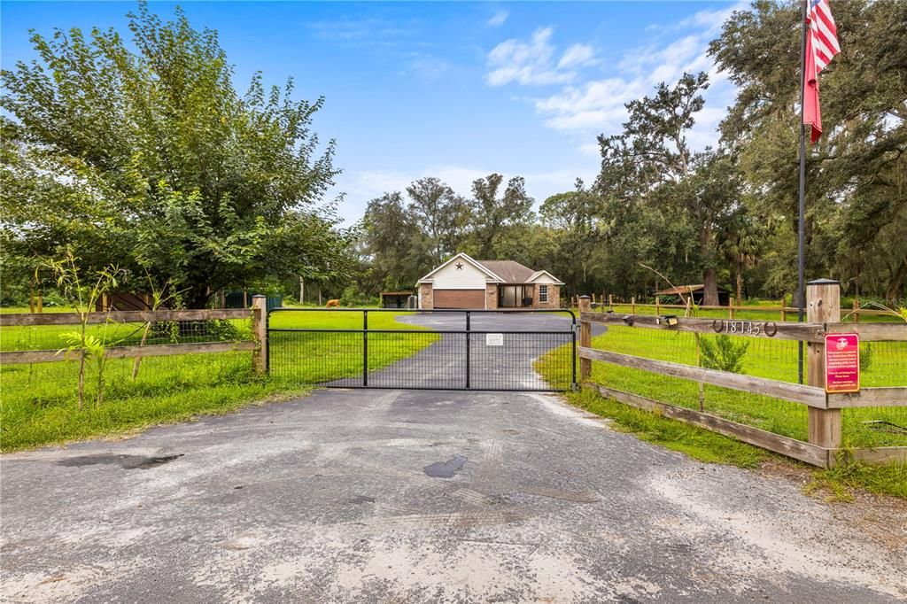 En Venta: $475,000 (3 camas, 2 baños, 1325 Pies cuadrados)