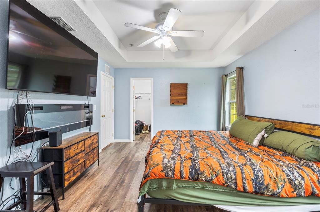 En Venta: $475,000 (3 camas, 2 baños, 1325 Pies cuadrados)