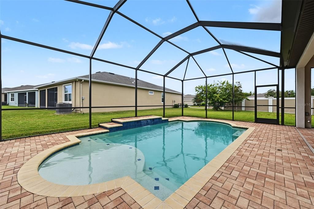 En Venta: $798,900 (6 camas, 6 baños, 5002 Pies cuadrados)
