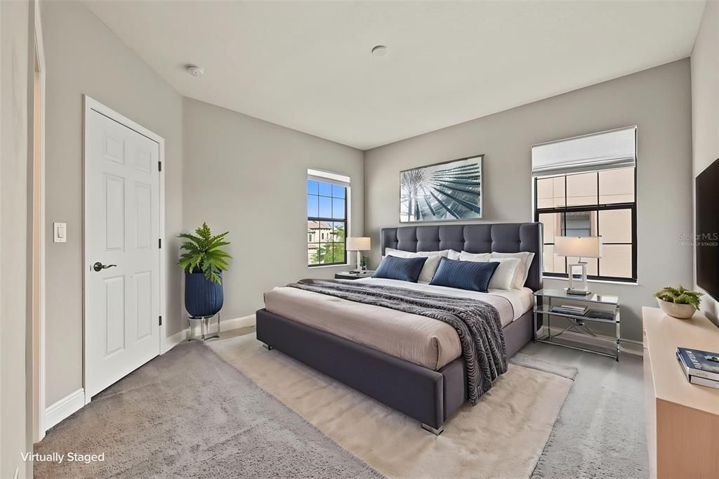 En Venta: $798,900 (6 camas, 6 baños, 5002 Pies cuadrados)