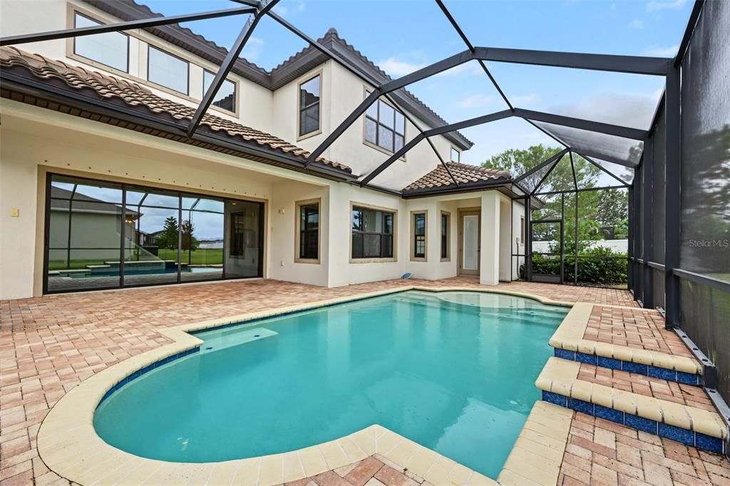 En Venta: $798,900 (6 camas, 6 baños, 5002 Pies cuadrados)