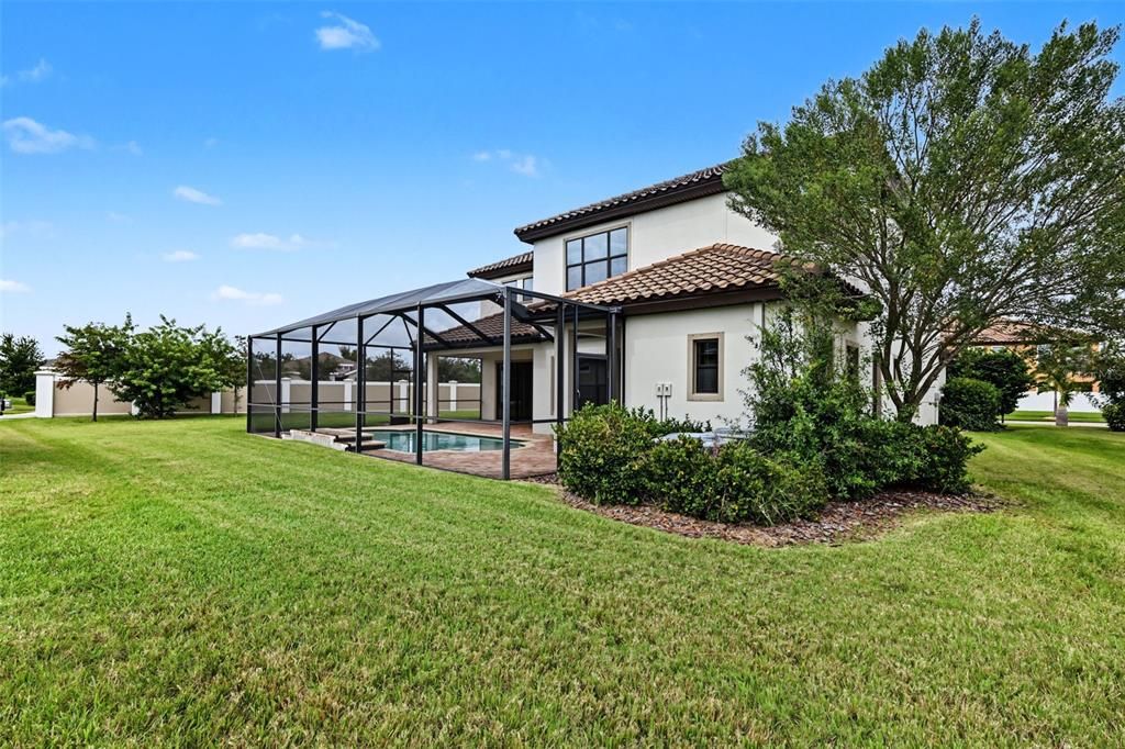 En Venta: $798,900 (6 camas, 6 baños, 5002 Pies cuadrados)