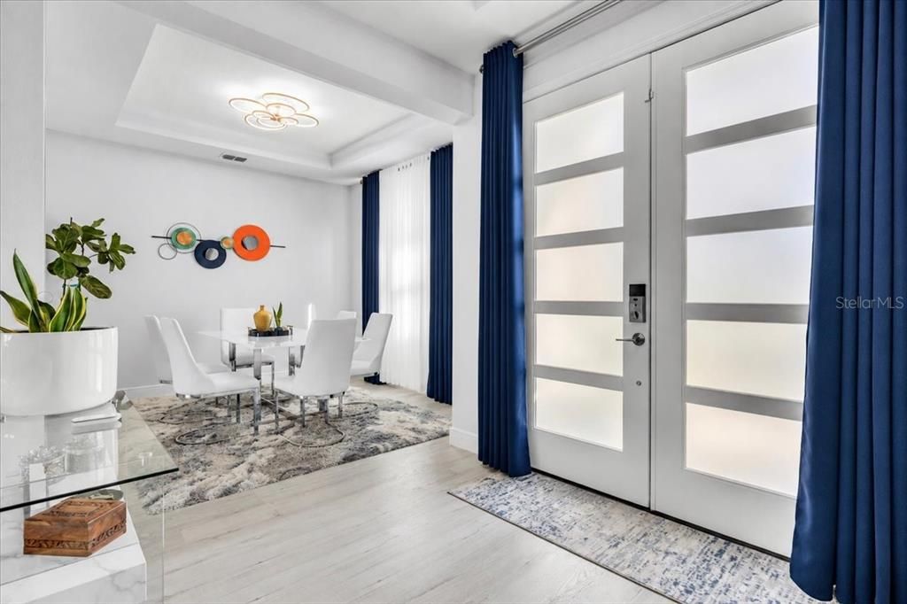 Activo con contrato: $450,000 (4 camas, 3 baños, 2198 Pies cuadrados)