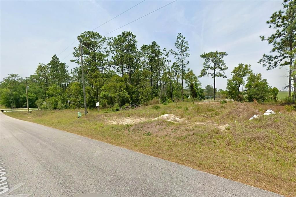 На продажу: $11,500 (0.25 acres)