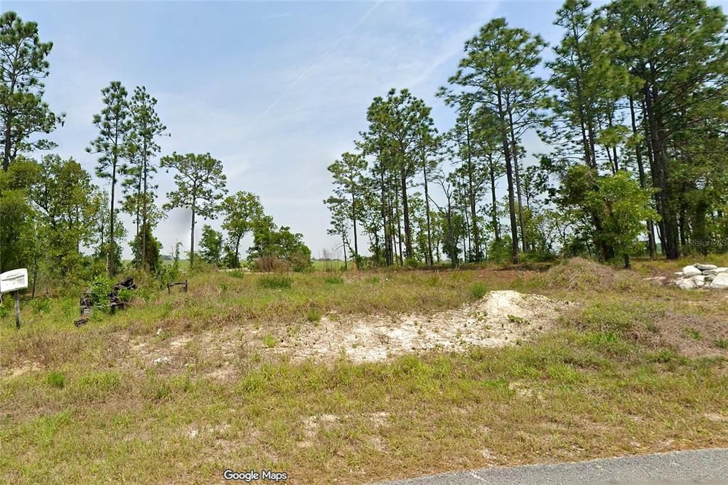 На продажу: $11,500 (0.25 acres)