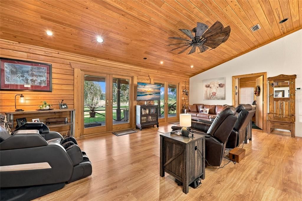 For Sale: $1,399,000 (5 beds, 3 baths, 2440 Square Feet)