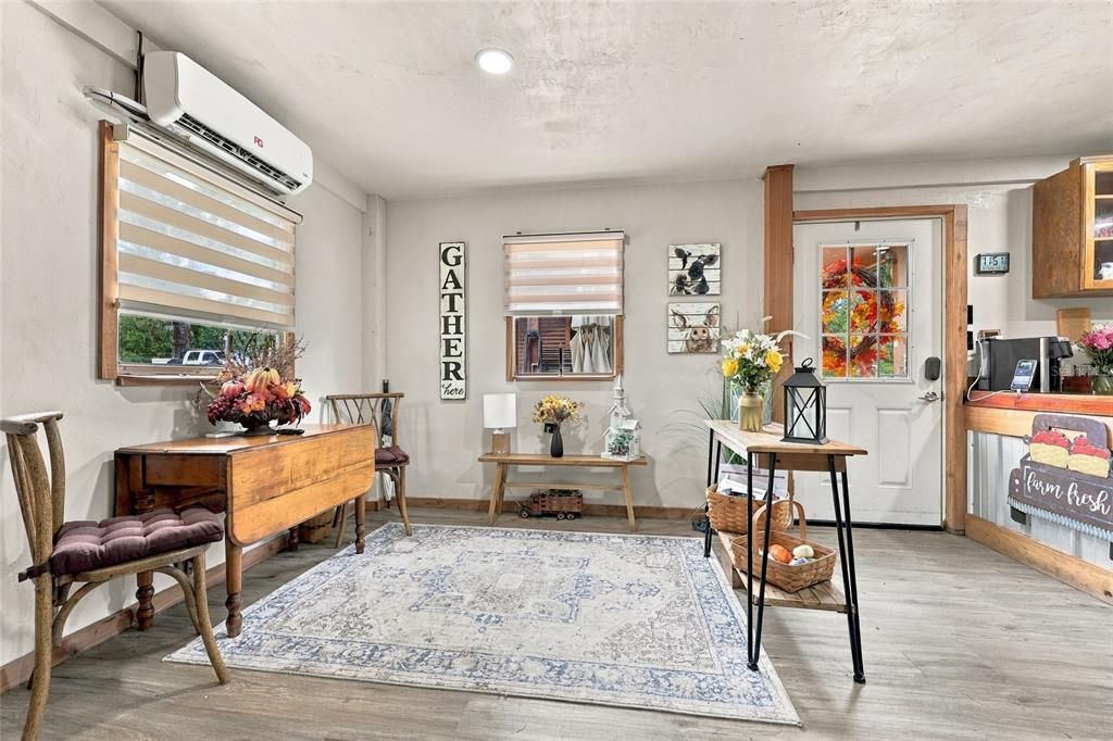 For Sale: $1,399,000 (5 beds, 3 baths, 2440 Square Feet)