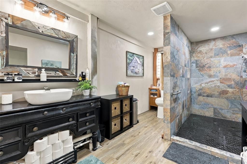 For Sale: $1,399,000 (5 beds, 3 baths, 2440 Square Feet)