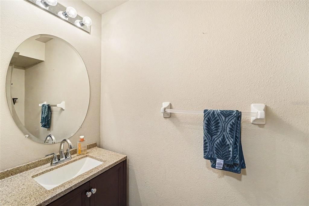 На продажу: $245,999 (3 спален, 2 ванн, 1513 Квадратных фут)