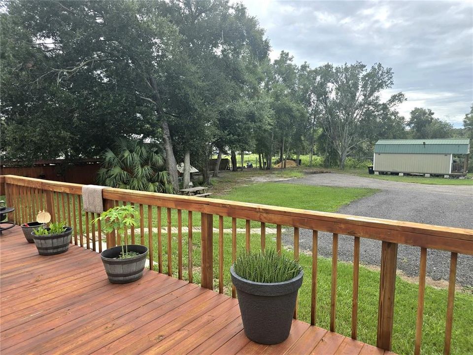 Activo con contrato: $375,000 (3 camas, 2 baños, 2108 Pies cuadrados)