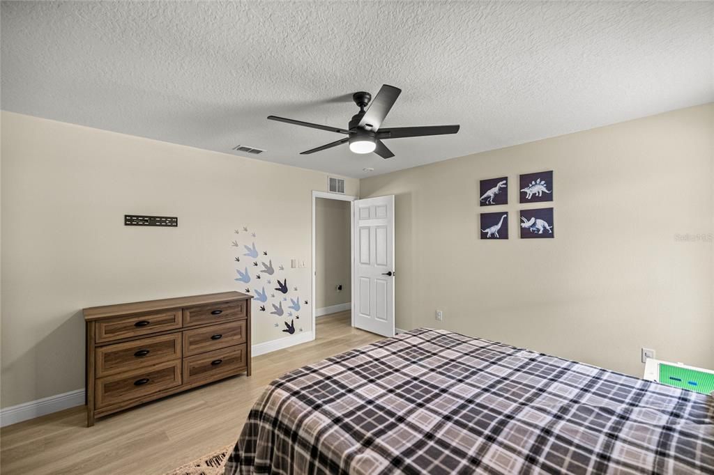 For Sale: $575,000 (4 beds, 3 baths, 3563 Square Feet)