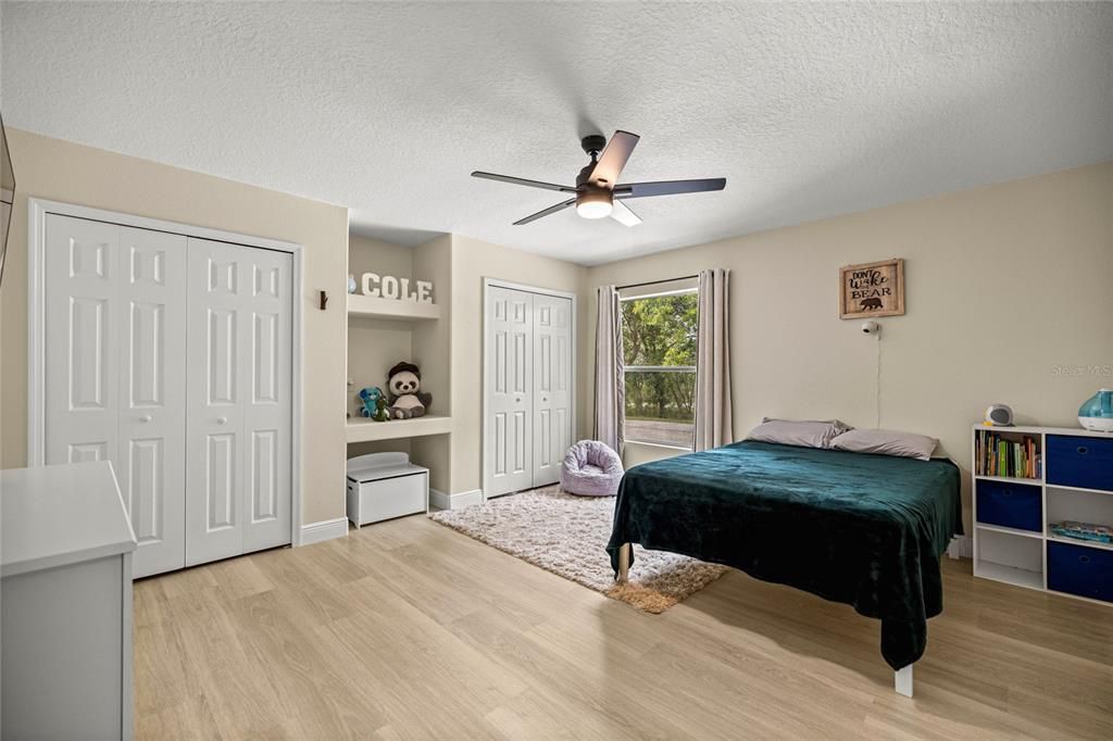 For Sale: $575,000 (4 beds, 3 baths, 3563 Square Feet)