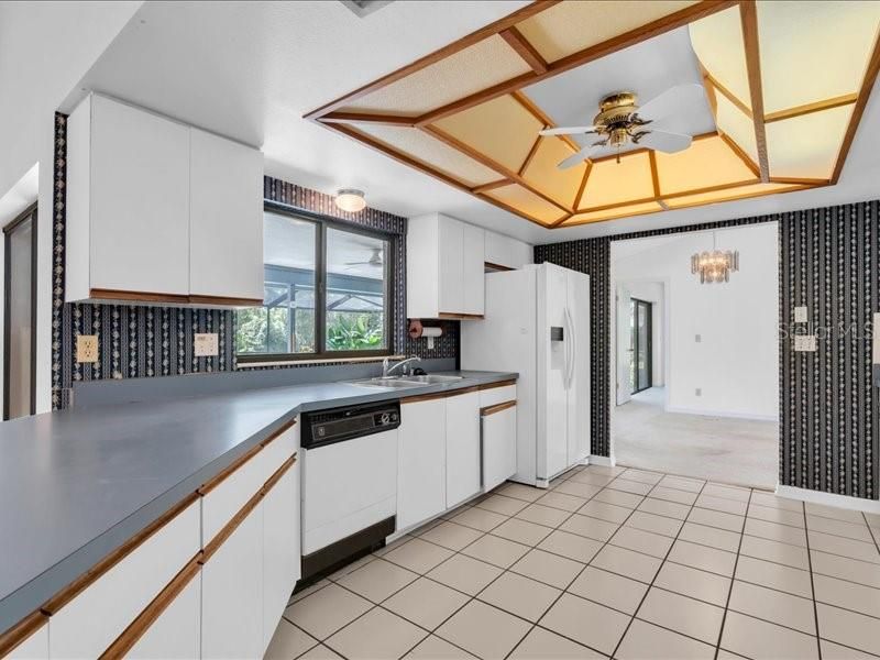 En Venta: $499,000 (3 camas, 2 baños, 1901 Pies cuadrados)