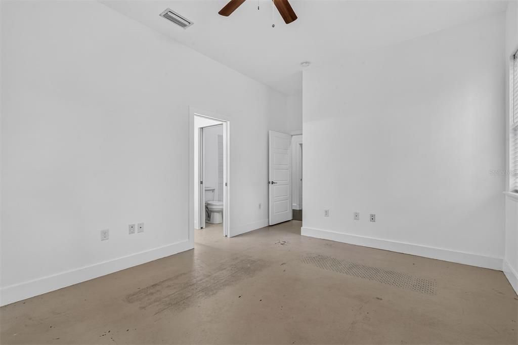 En Renta: $1,975 (3 camas, 2 baños, 1291 Pies cuadrados)