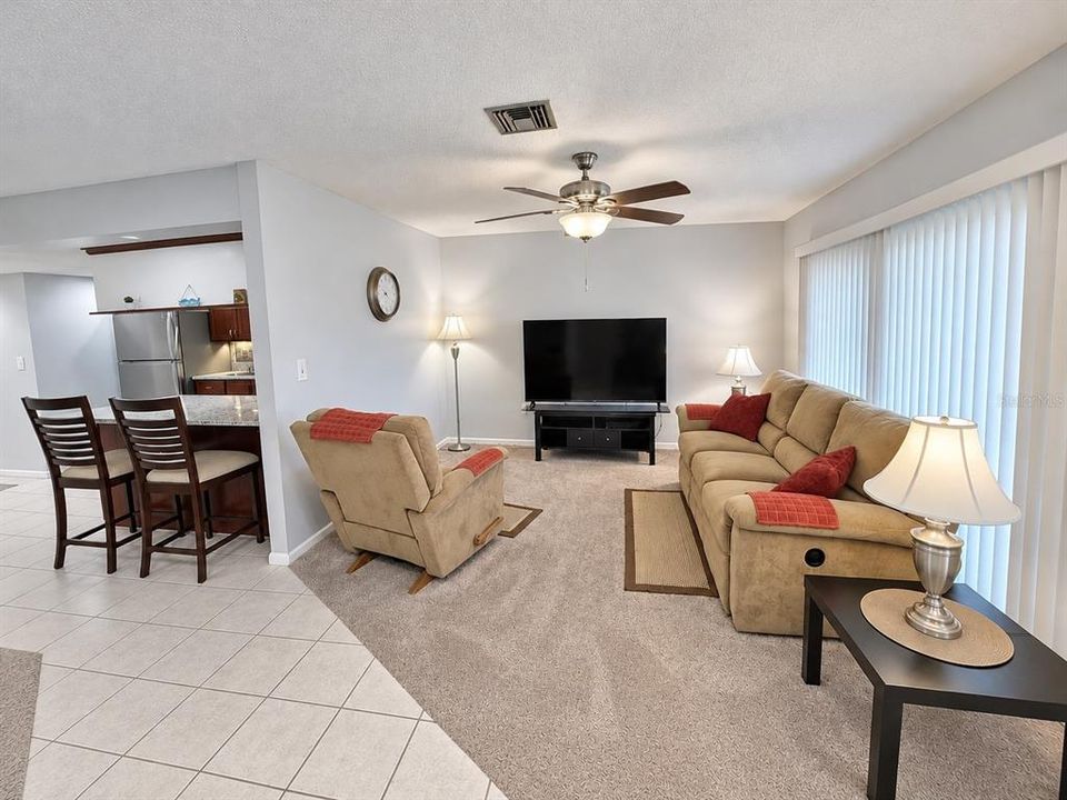 Active With Contract: $149,900 (2 beds, 1 baths, 1085 Square Feet)