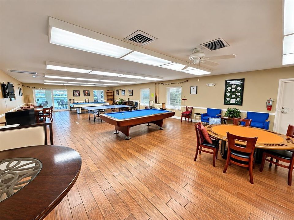 Active With Contract: $149,900 (2 beds, 1 baths, 1085 Square Feet)