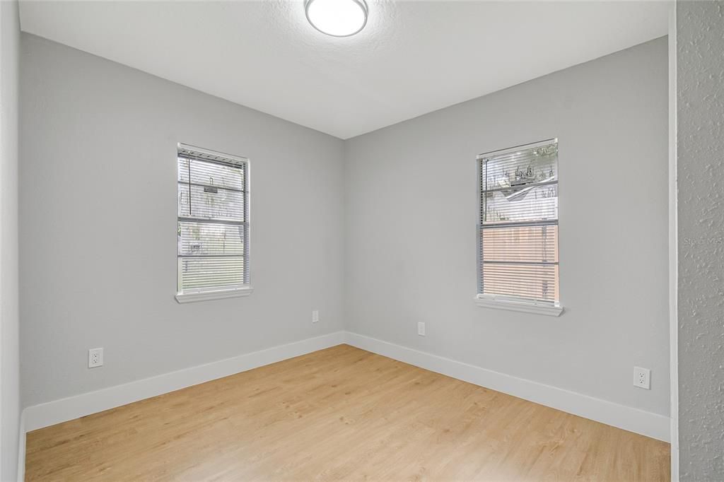 En Venta: $250,000 (2 camas, 2 baños, 782 Pies cuadrados)