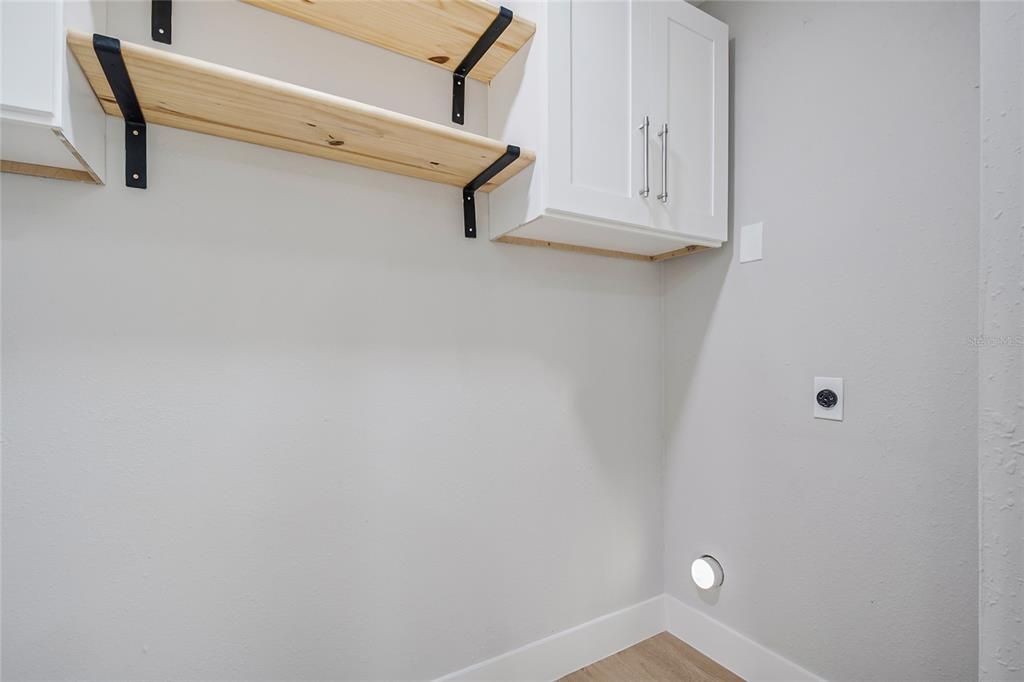 En Venta: $250,000 (2 camas, 2 baños, 782 Pies cuadrados)