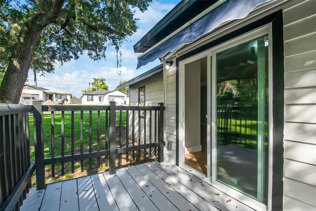 En Venta: $250,000 (2 camas, 2 baños, 782 Pies cuadrados)