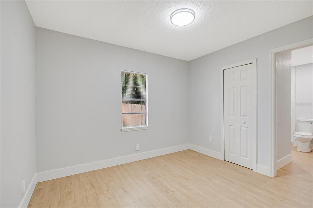 En Venta: $250,000 (2 camas, 2 baños, 782 Pies cuadrados)