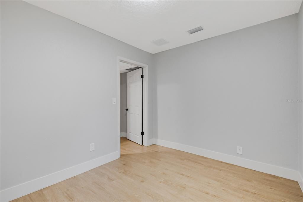 En Venta: $250,000 (2 camas, 2 baños, 782 Pies cuadrados)