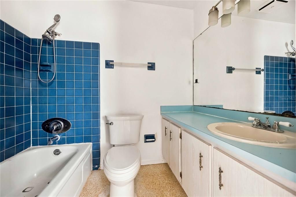 En Venta: $185,000 (2 camas, 2 baños, 1239 Pies cuadrados)