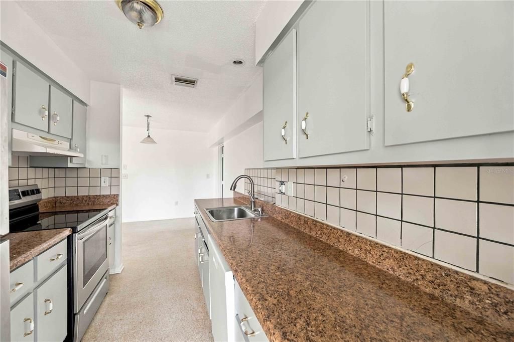 En Venta: $185,000 (2 camas, 2 baños, 1239 Pies cuadrados)