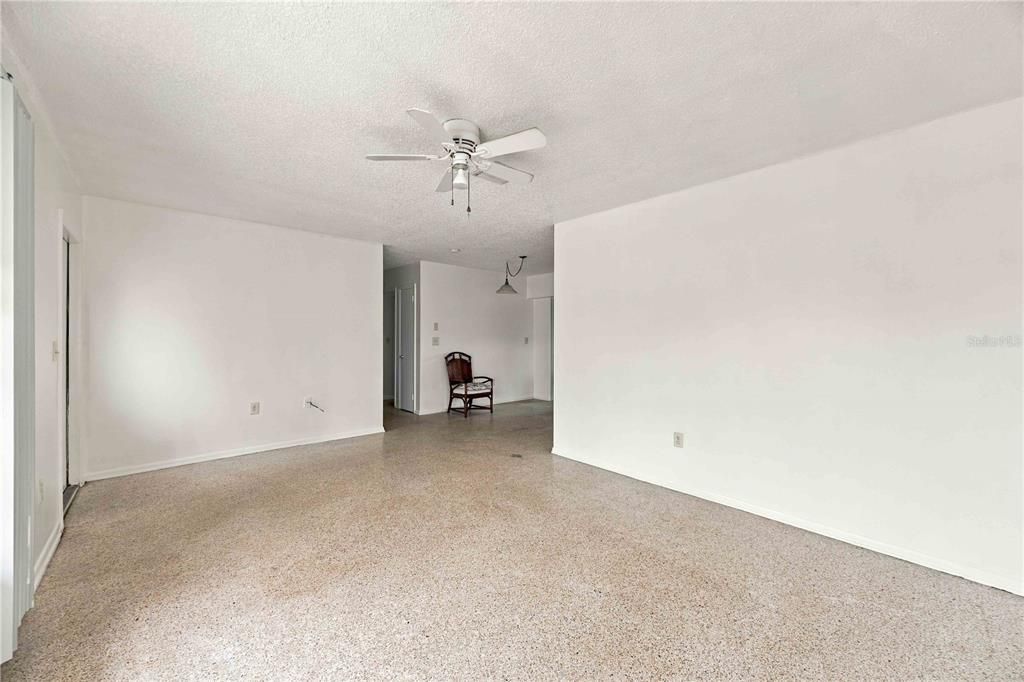 En Venta: $185,000 (2 camas, 2 baños, 1239 Pies cuadrados)