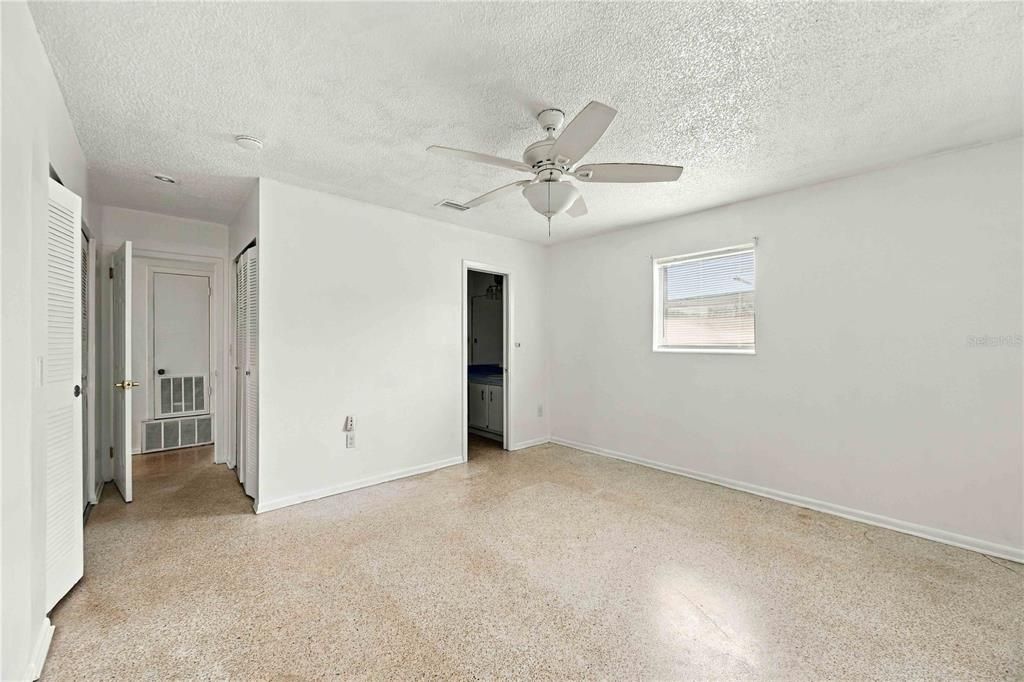 En Venta: $185,000 (2 camas, 2 baños, 1239 Pies cuadrados)