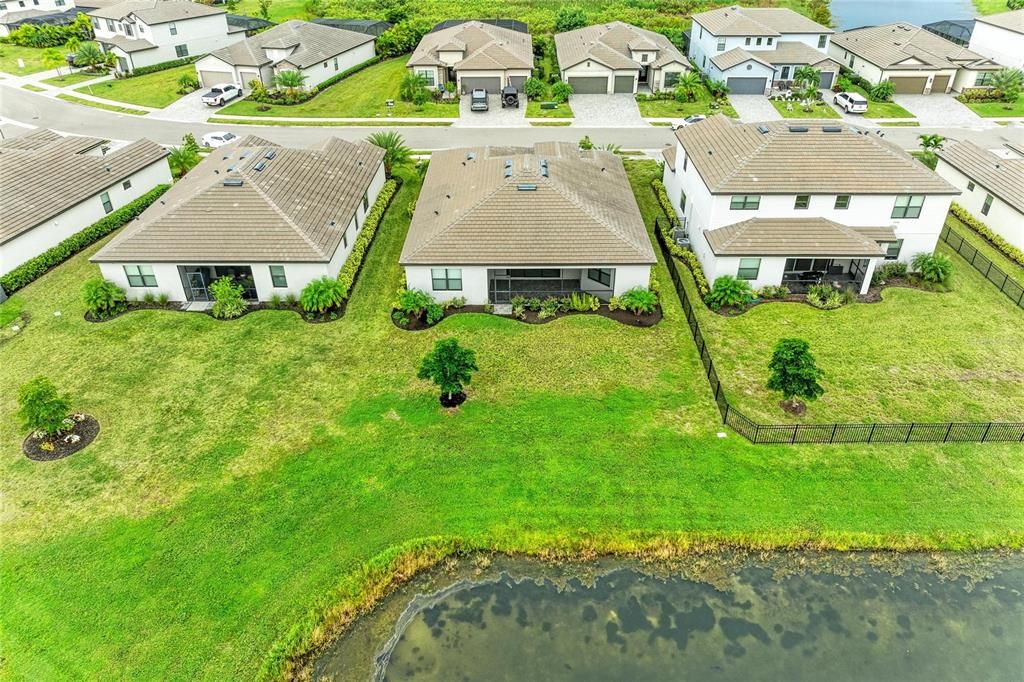 For Sale: $600,000 (4 beds, 2 baths, 2239 Square Feet)