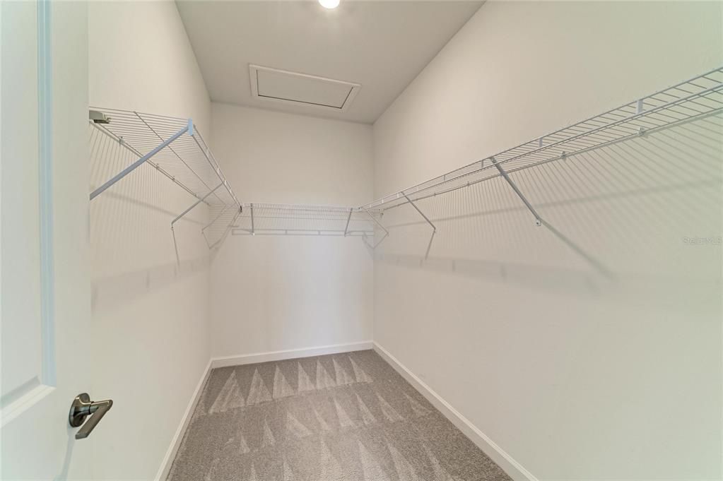 For Sale: $600,000 (4 beds, 2 baths, 2239 Square Feet)