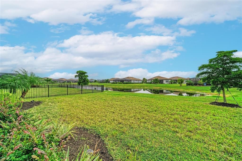 For Sale: $600,000 (4 beds, 2 baths, 2239 Square Feet)