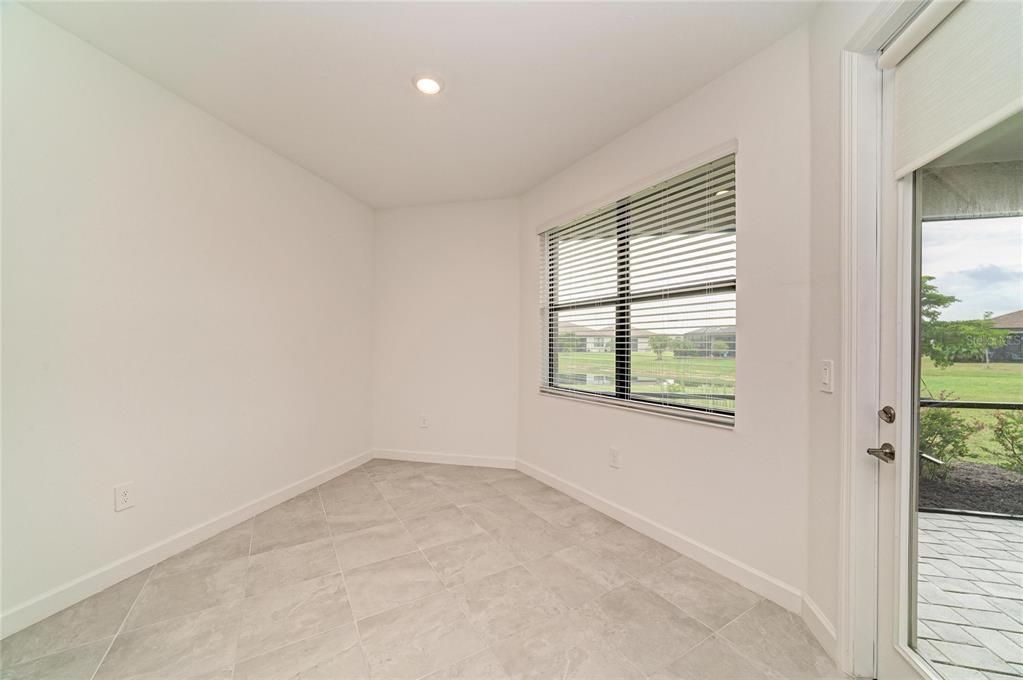 For Sale: $600,000 (4 beds, 2 baths, 2239 Square Feet)