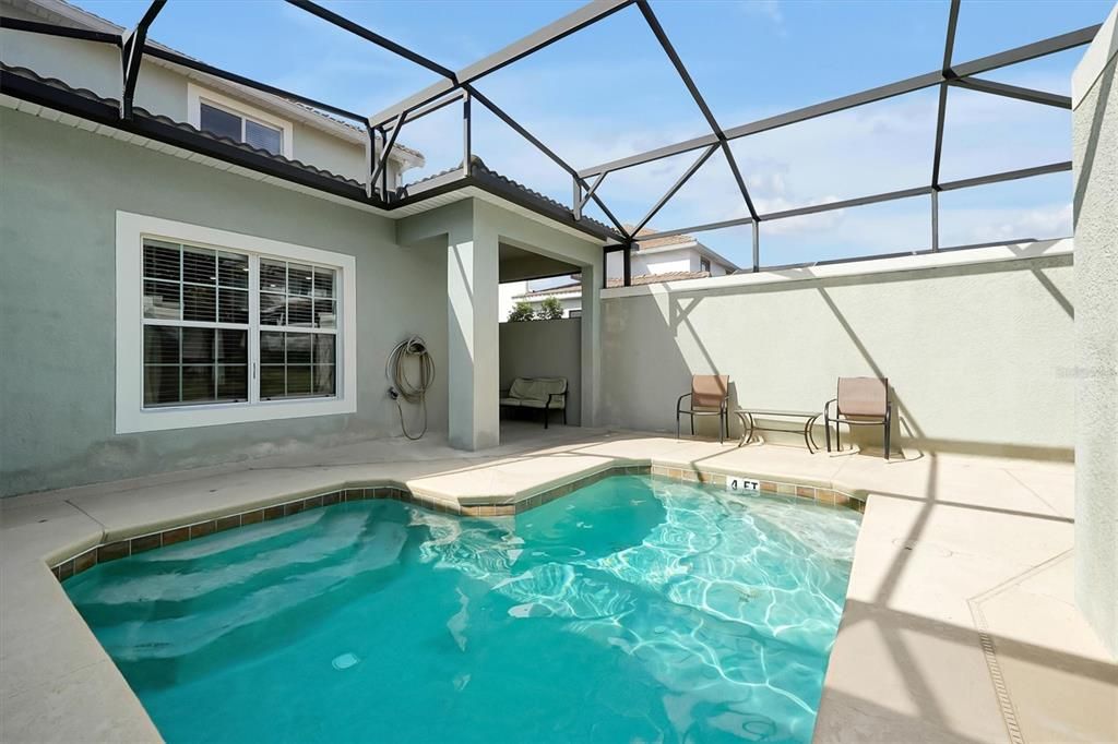 For Sale: $459,900 (5 beds, 4 baths, 2128 Square Feet)