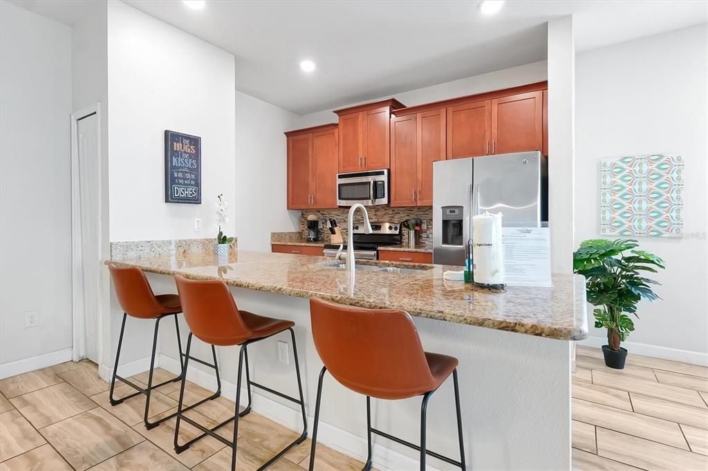For Sale: $459,900 (5 beds, 4 baths, 2128 Square Feet)