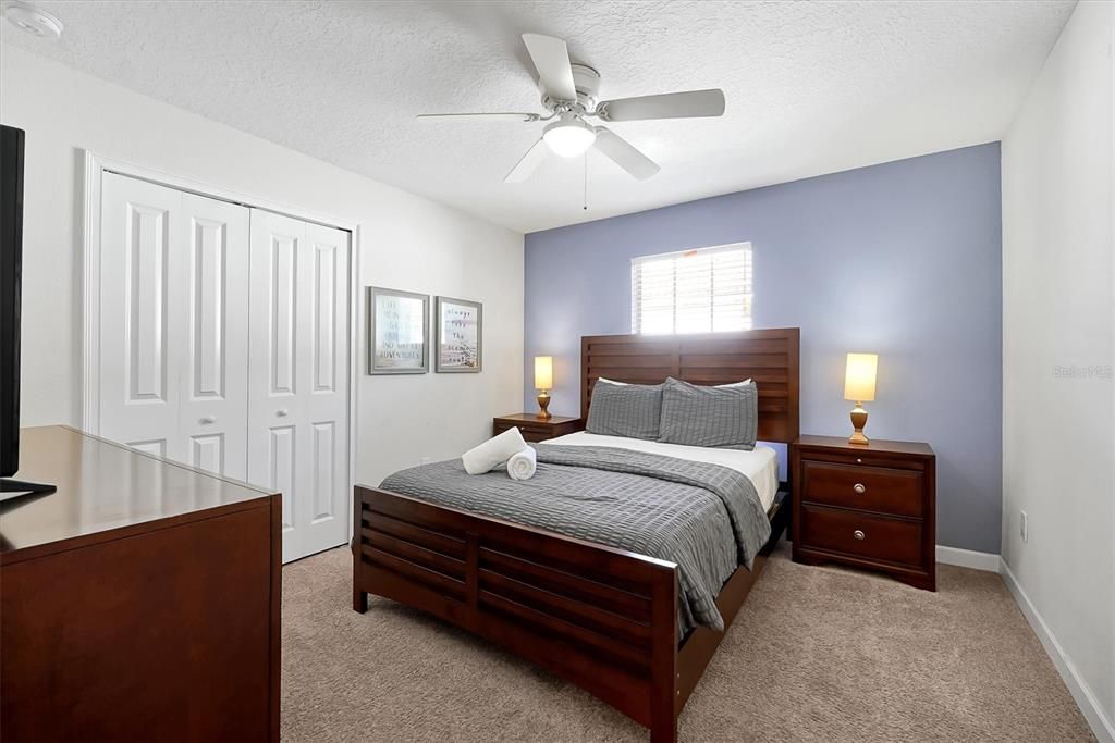 For Sale: $459,900 (5 beds, 4 baths, 2128 Square Feet)