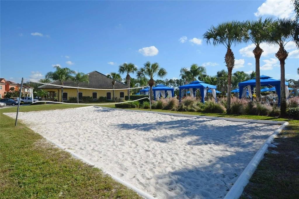 For Sale: $459,900 (5 beds, 4 baths, 2128 Square Feet)