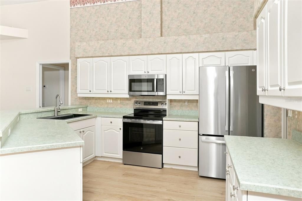 В аренду: $3,250 (3 спален, 2 ванн, 2754 Квадратных фут)