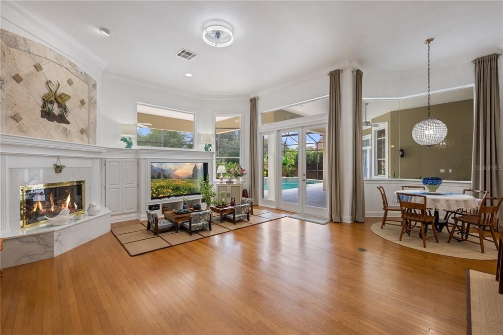 For Sale: $1,999,622 (5 beds, 4 baths, 4965 Square Feet)