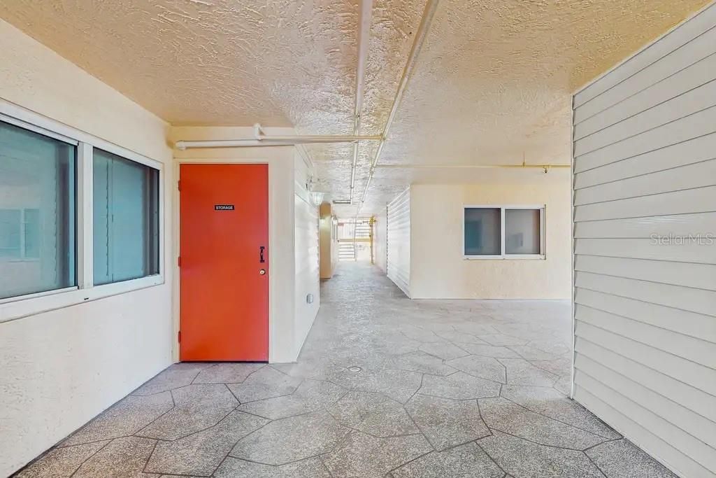 For Sale: $884,900 (3 beds, 2 baths, 1435 Square Feet)