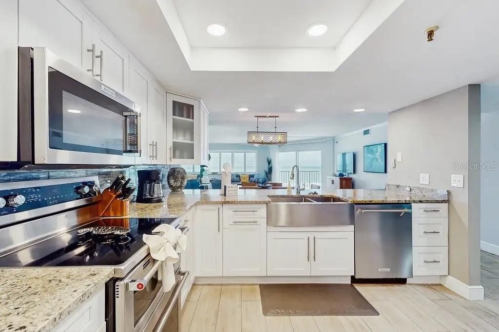 For Sale: $884,900 (3 beds, 2 baths, 1435 Square Feet)