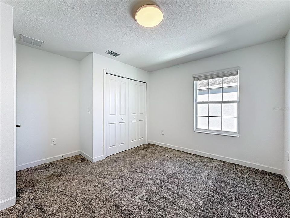 For Rent: $2,400 (3 beds, 2 baths, 1755 Square Feet)