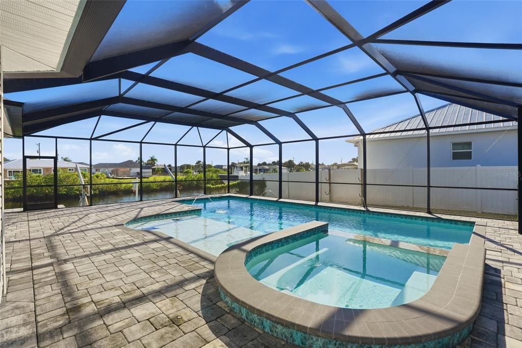 На продажу: $749,999 (3 спален, 3 ванн, 3331 Квадратных фут)