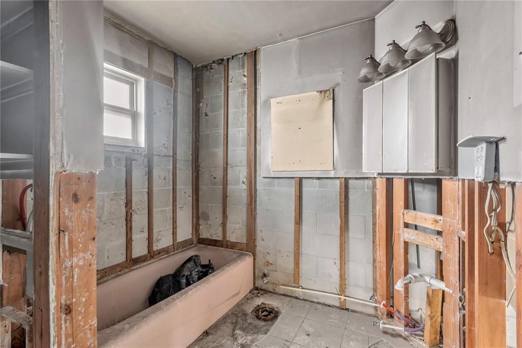 En Venta: $189,900 (3 camas, 2 baños, 1785 Pies cuadrados)