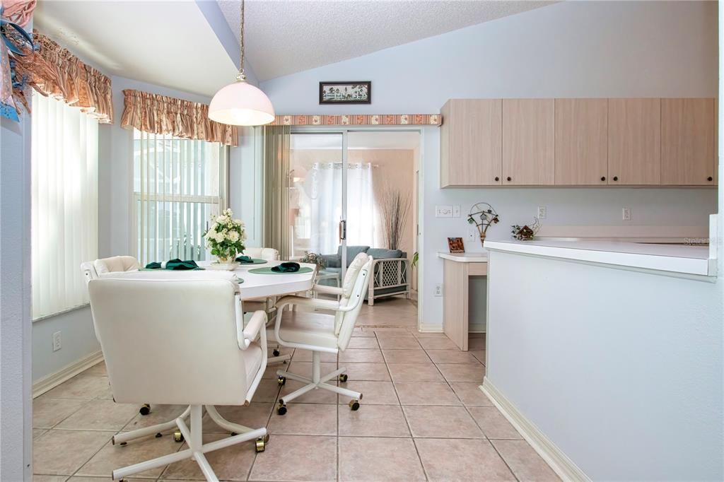 Activo con contrato: $279,900 (2 camas, 2 baños, 1790 Pies cuadrados)