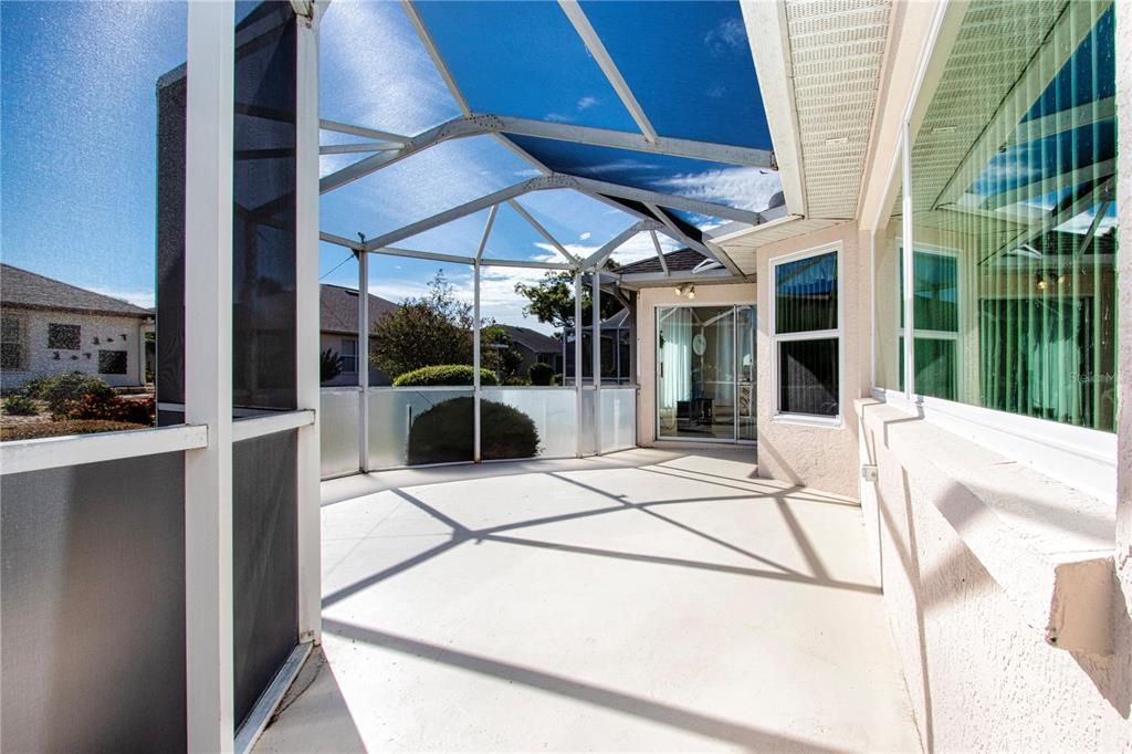 Activo con contrato: $279,900 (2 camas, 2 baños, 1790 Pies cuadrados)