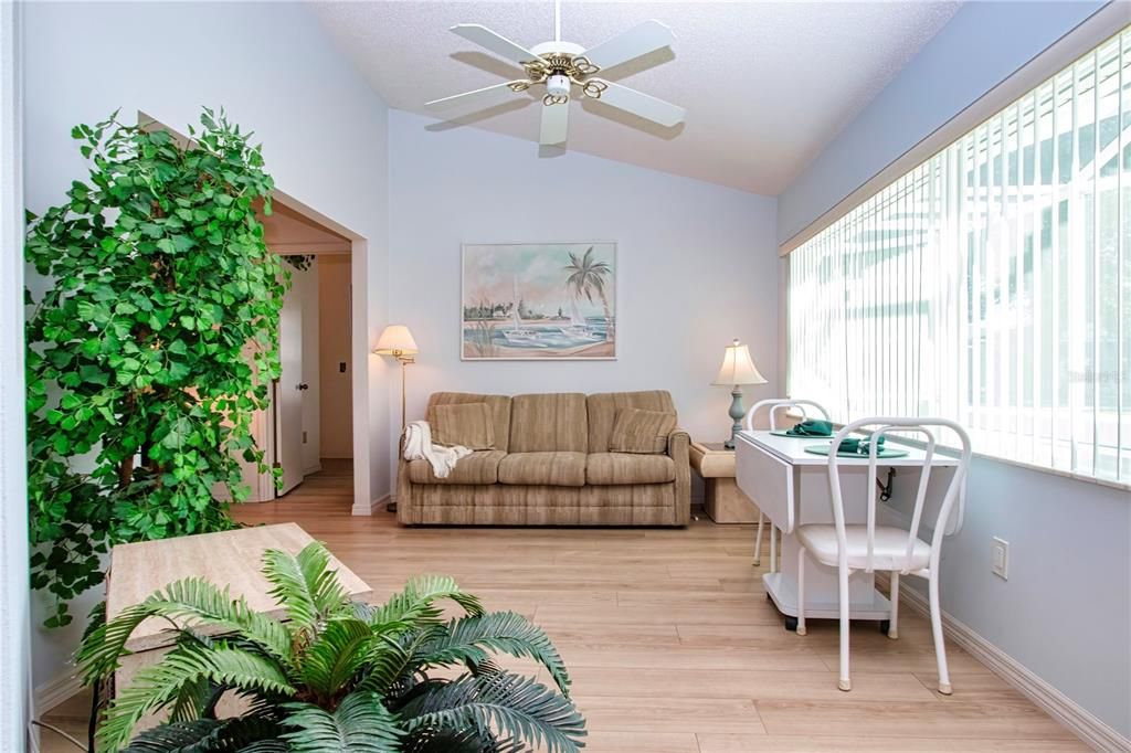 Activo con contrato: $279,900 (2 camas, 2 baños, 1790 Pies cuadrados)