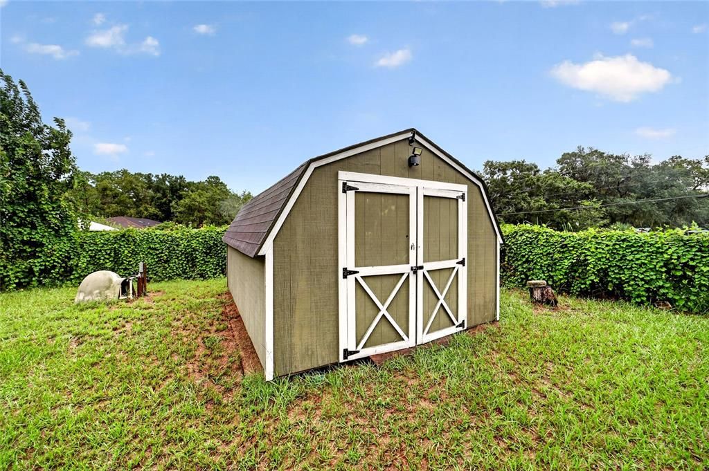 На продажу: $229,999 (3 спален, 2 ванн, 1594 Квадратных фут)